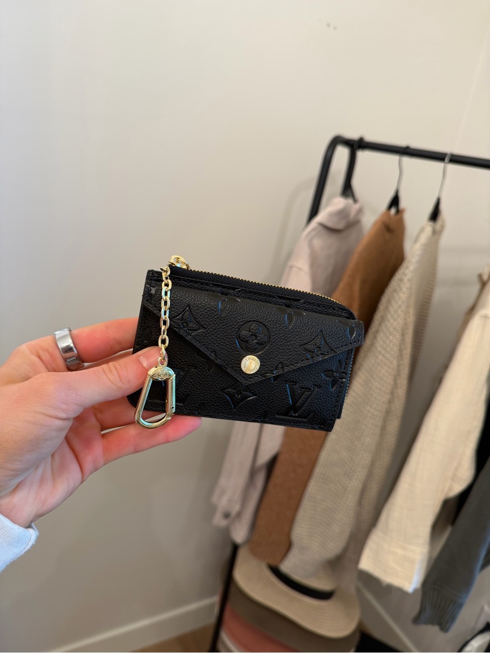 BLACK COIN POUCH